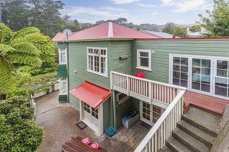 Photo of property in 80 Glenmore Street, Northland, Wellington, 6012