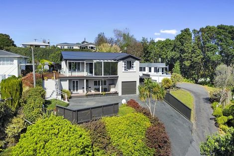Photo of property in 38 Seaview Road, Marfell, New Plymouth, 4310