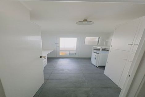 Photo of property in 247 Forrest Hill Road, Forrest Hill, Auckland, 0620