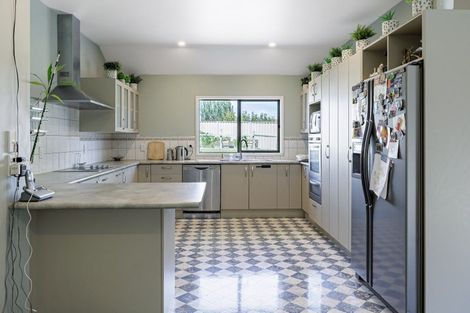 Photo of property in 37 Brooklands Drive, Havelock North, 4130