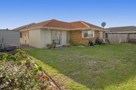 Photo of property in 17 Lotus Avenue, Mount Maunganui, 3116