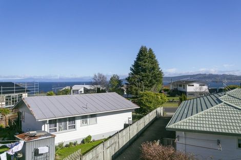 Photo of property in 38 Kurupae Road, Hilltop, Taupo, 3330