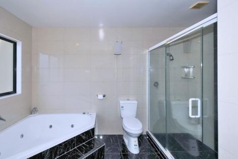 Photo of property in 9/1b Birkenhead Avenue, Birkenhead, Auckland, 0626