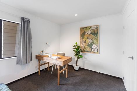 Photo of property in 26 Cottonwood Close, Paraparaumu Beach, Paraparaumu, 5032