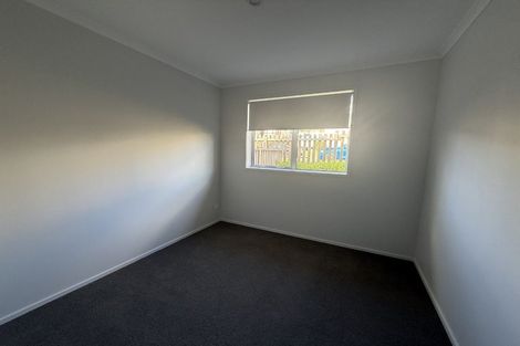 Photo of property in 37 Maraeariki Avenue, Orewa, 0931