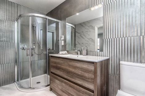 Photo of property in 9 Nerehana Place, Red Beach, 0932