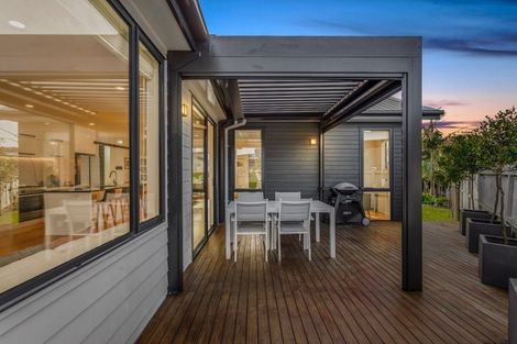 Photo of property in 3 Keel Street, Long Bay, Auckland, 0630