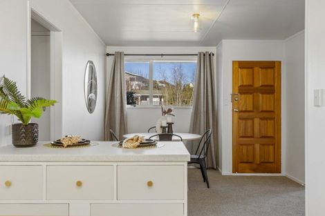 Photo of property in 52 Hyde Avenue, Richmond Heights, Taupo, 3330