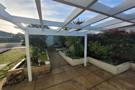 Photo of property in 79 Clovelly Road, Bucklands Beach, Auckland, 2012