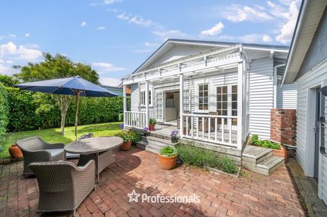 Photo of property in 2 Ropata Crescent, Boulcott, Lower Hutt, 5010