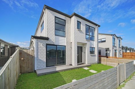 Photo of property in 20 Survila Street, Takanini, 2110