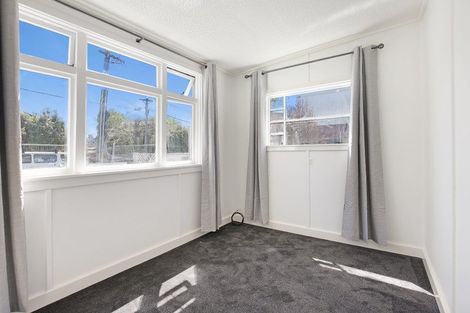 Photo of property in 32 Somerset Crescent, Spreydon, Christchurch, 8024