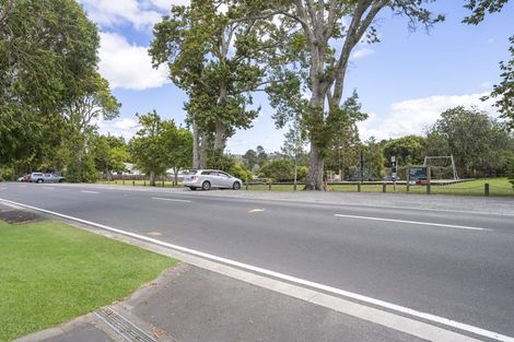 Photo of property in 176 Henderson Valley Road, Henderson, Auckland, 0612