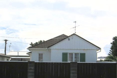 Photo of property in 14 Wayside, Miramar, Wellington, 6022