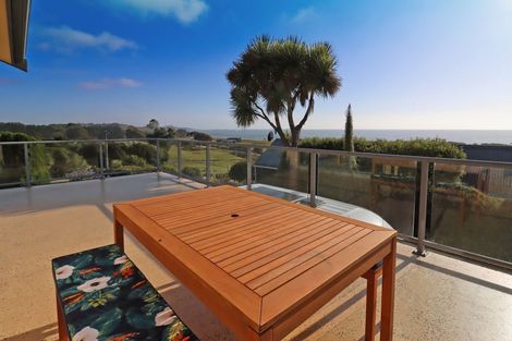 Photo of property in 11 Oakham Street, Hampden, 9410