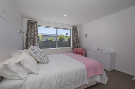 Photo of property in 59 Kelliher Drive, Wanaka, 9305