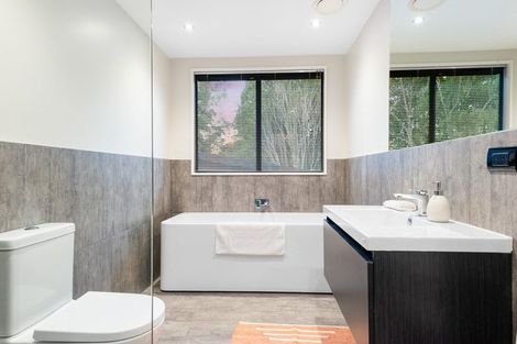 Photo of property in 105 Gladstone Road, Dalmore, Dunedin, 9010