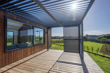 Photo of property in 40 Anderson Park Drive, Waikanae, 5036