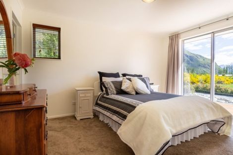 Photo of property in 11 Hector Close, Kingston, Athol, 9793