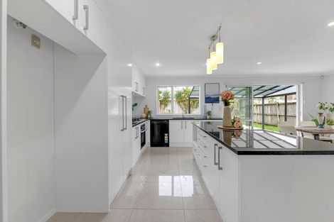 Photo of property in 58 Hughs Way, Flat Bush, Auckland, 2019