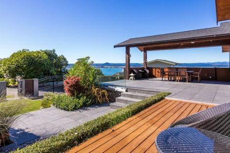 Photo of property in 74 Wakeman Road, Acacia Bay, Taupo, 3330