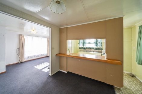 Photo of property in 3 Mcguire Street, Hawera, 4610