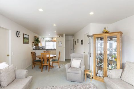 Photo of property in 25 Bathgate Street, Johnsonville, Wellington, 6037