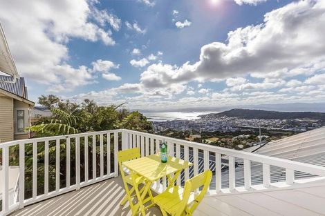 Photo of property in 39 Karepa Street, Brooklyn, Wellington, 6021