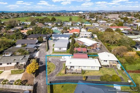 Photo of property in 5 Rapaki Place, Te Atatu Peninsula, Auckland, 0610