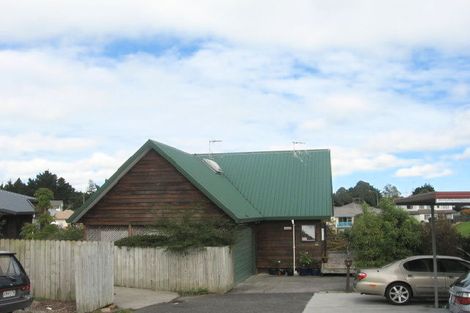 Photo of property in 1/15 Jay Court, Botany Downs, Auckland, 2010
