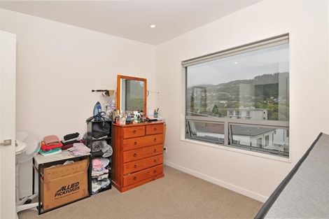Photo of property in 7u4 Handyside Street, Tawa, Wellington, 5028