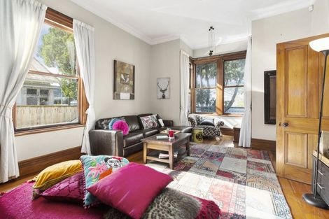 Photo of property in 102 Derwent Street, Island Bay, Wellington, 6023