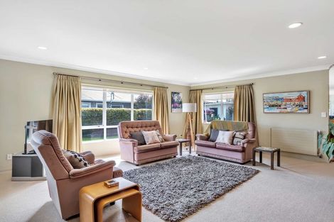 Photo of property in 32 Otonga Road, Springfield, Rotorua, 3015