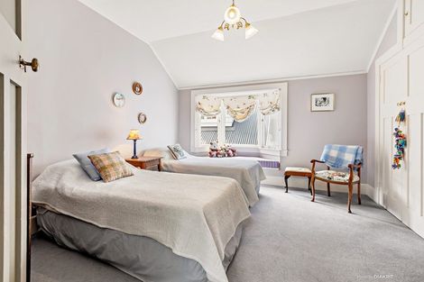 Photo of property in 9 Fitzroy Street, Wadestown, Wellington, 6012