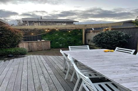 Photo of property in 37 Rosberg Place, Mount Maunganui, 3116