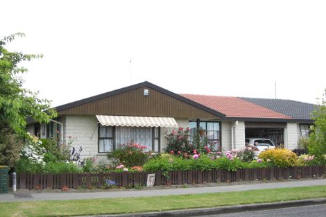 Photo of property in 51 Cowes Street, Avondale, Christchurch, 8061