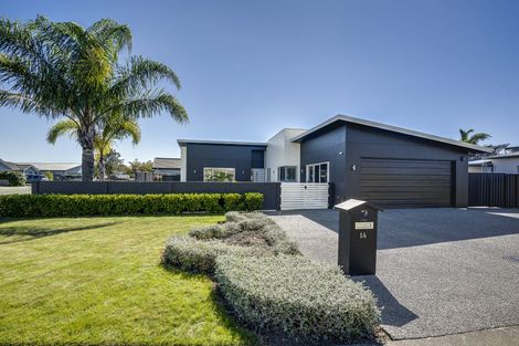 Photo of property in 14 Pacific Avenue, Poraiti, Napier, 4112