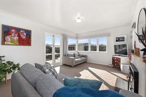 Photo of property in 10 Poaka Avenue, Dinsdale, Hamilton, 3204