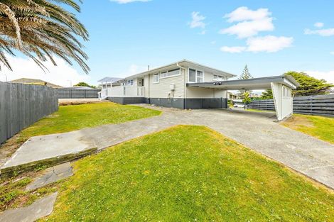 Photo of property in 8 Lympne Lane, Mangere, Auckland, 2022
