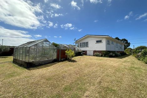 Photo of property in 494 Don Buck Road, Massey, Auckland, 0614