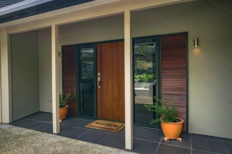 Photo of property in 2 Soucis Lane, Okiwi Bay, 7193