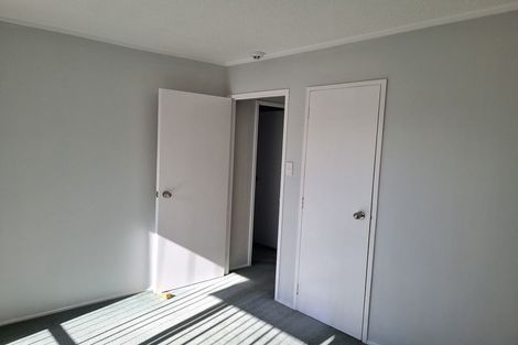 Photo of property in 9 Kerr Grove, Johnsonville, Wellington, 6037