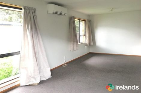 Photo of property in 27 Castile Place, Belfast, Christchurch, 8051