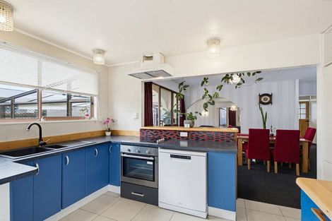 Photo of property in 103 Benmore Avenue, Cloverlea, Palmerston North, 4412