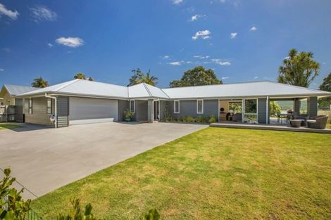 Photo of property in 71 Tangiteroria Lane, Pauanui, Hikuai, 3579