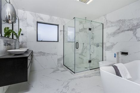 Photo of property in 55 Godfrey Drive, Orewa, 0931