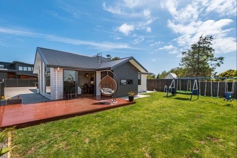 Photo of property in 40 Barrett Road, Whalers Gate, New Plymouth, 4310