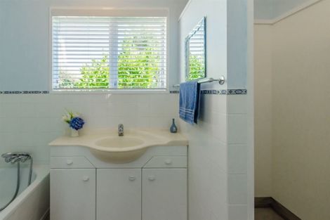 Photo of property in 9a Olive Terrace, Paraparaumu Beach, Paraparaumu, 5032