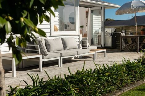 Photo of property in 8a Riverton Road, Mount Maunganui, 3116