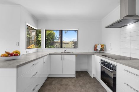 Photo of property in 4b Claridge Place, Mount Maunganui, 3116